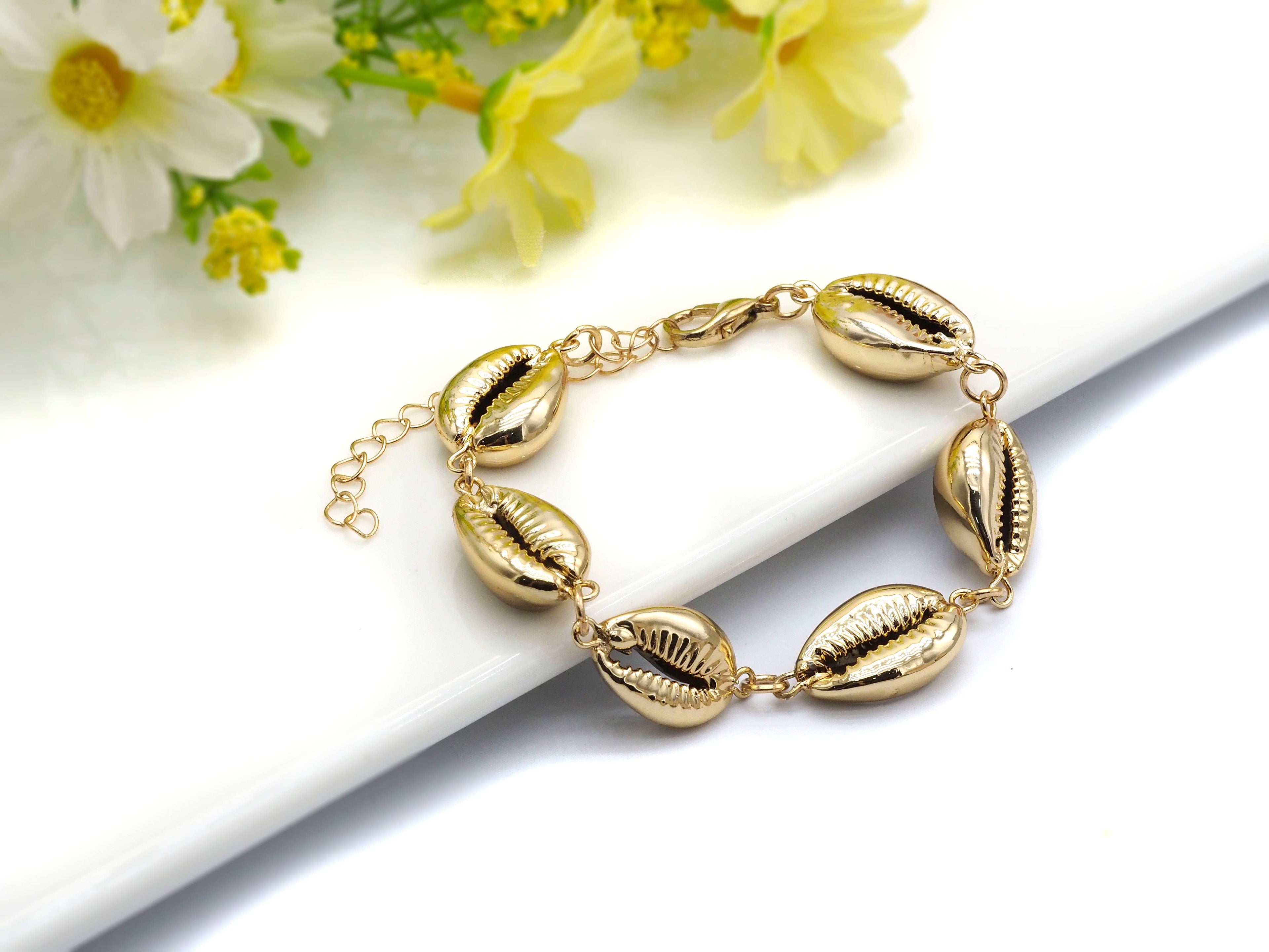 Gold Cowrie Shell bracelet